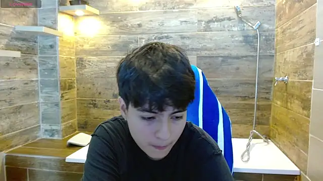 Snapshot of Bryce_Evans chatting on 28, 3, 2026 Bryce Evans online show from 28, 3, 2026