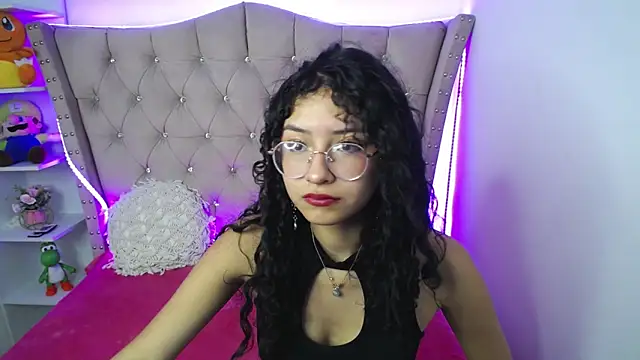 CherieCurl online show from 8, 3, 2025