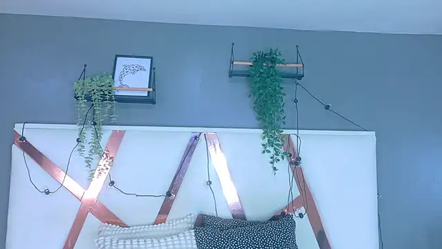 LilithSmith  online show from 2, 2, 2026