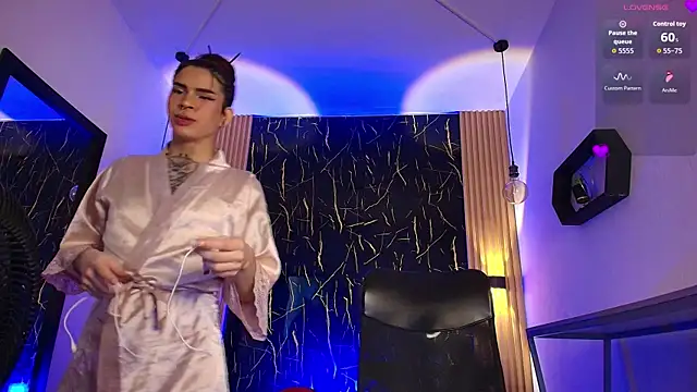 Snapshot of Bella_salvatore chatting on 7, 5, 2026 Bella salvatore online show from 7, 5, 2026