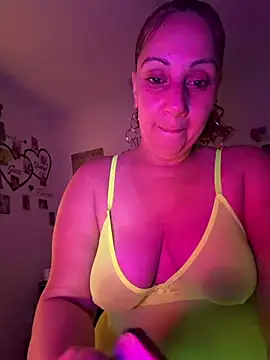 Snapshot of DeeLight124 chatting on 30, 5, 2026 DeeLight124 online show from 30, 5, 2026
