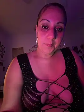 Snapshot of DeeLight124 chatting on 1, 6, 2026 DeeLight124 online show from 1, 6, 2026