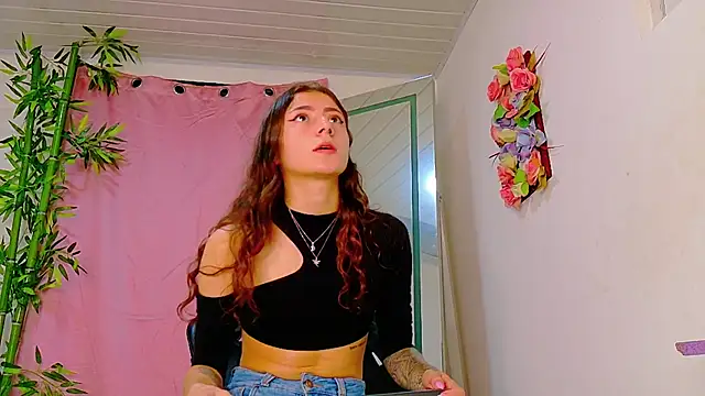 Snapshot of scarlet-jonesx chatting on 22, 5, 2026 scarlet-jonesx online show from 22, 5, 2026