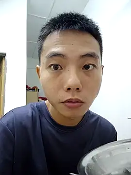 Snapshot of LiuQianXi5726 chatting on 8, 3, 2025 LiuQianXi5726 online show from 8, 3, 2025