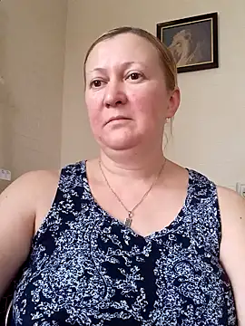 blondyaguar online show from 5, 12, 2024