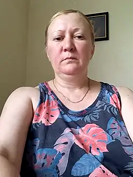 blondyaguar online show from 17, 7, 2026