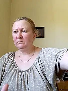 blondyaguar online show from 1, 8, 2026