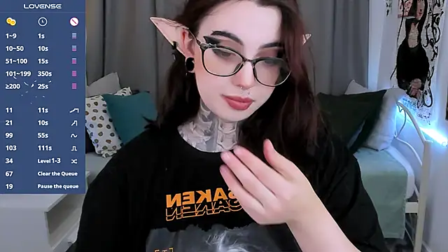 Dixi Pixi  online show from 1, 2, 2025