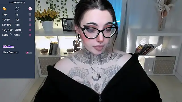 Dixi Pixi  online show from 2, 4, 2026