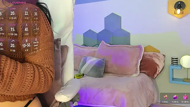 Chloe fischer  online show from 21, 3, 2026