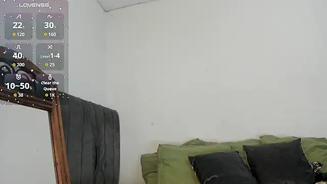 latinaStepmom online show from 23, 9, 2025