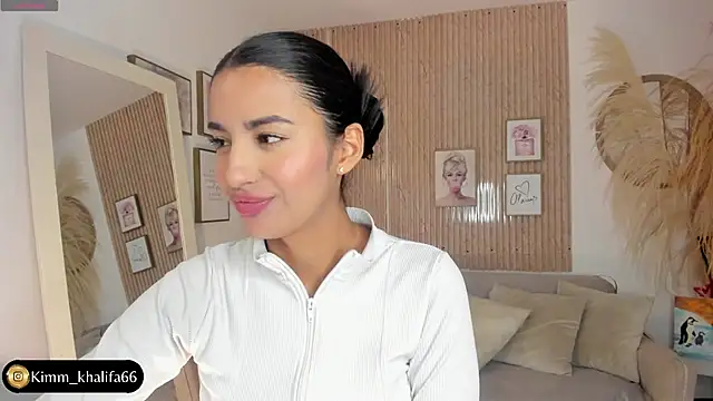 Kimm khalifa online show from 10, 3, 2025