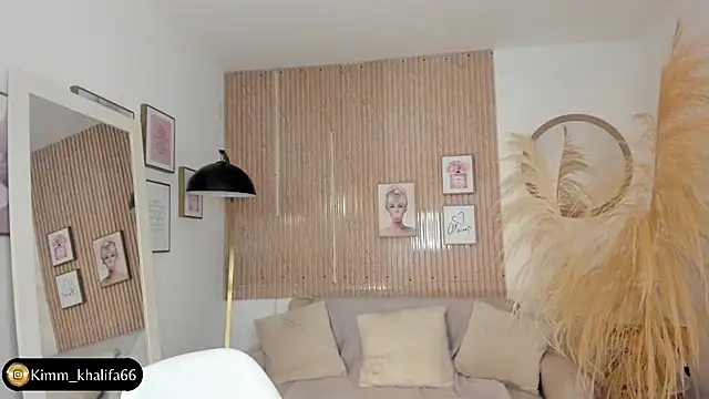 Kimm khalifa online show from 13, 3, 2025