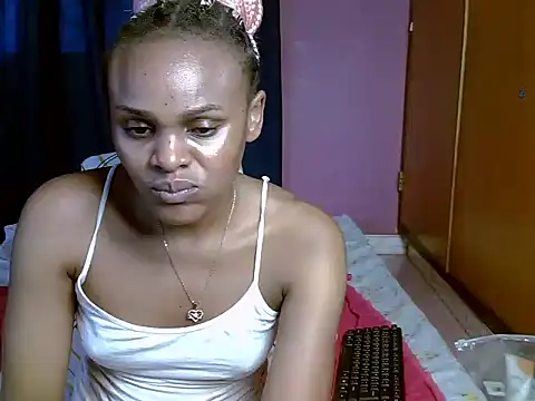Queen petite  online show from 16, 5, 2026