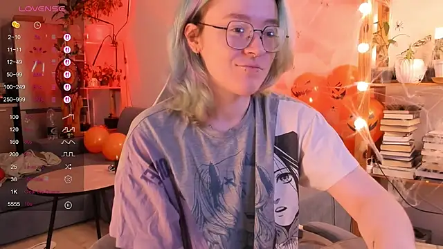 alisahug online show from 23, 10, 2025