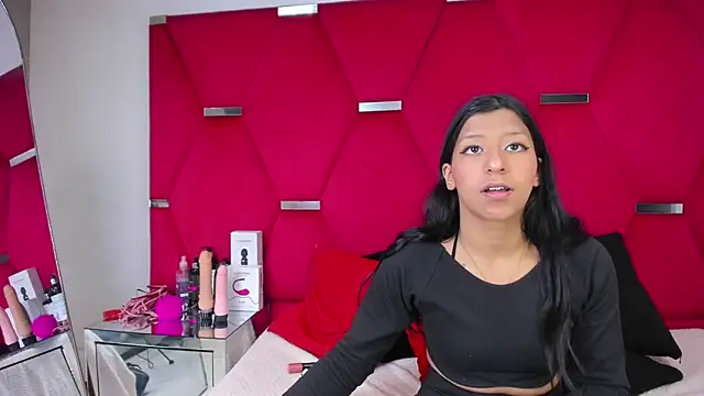 VaneLin18 online show from 25, 9, 2025