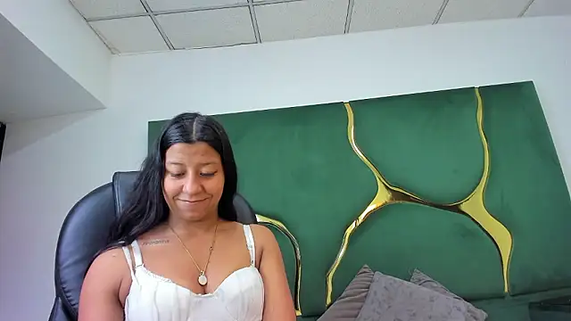 VaneLin18 online show from 10, 1, 2026