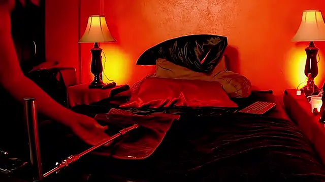 JenniferCD online show from 8, 3, 2025