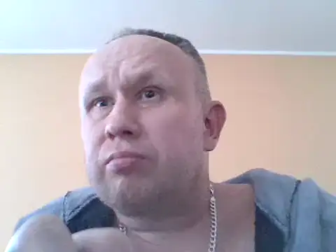 Snapshot of dikas45xxx chatting on 4, 1, 2025 dikas45xxx online show from 4, 1, 2025