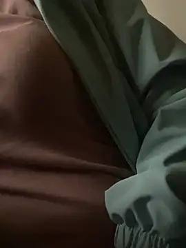 Snapshot of Tuongvy05 chatting on 17, 12, 2024 Tuongvy05 online show from 17, 12, 2024