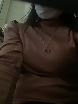 Snapshot of Tuongvy05 chatting on 18, 12, 2024 Tuongvy05 online show from 18, 12, 2024