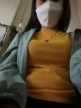 Snapshot of Tuongvy05 chatting on 20, 12, 2024 Tuongvy05 online show from 20, 12, 2024