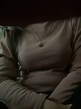 Snapshot of Tuongvy05 chatting on 28, 12, 2024 Tuongvy05 online show from 28, 12, 2024