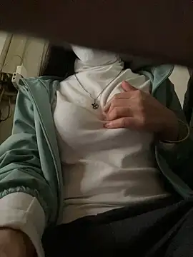 Snapshot of Tuongvy05 chatting on 30, 12, 2024 Tuongvy05 online show from 30, 12, 2024