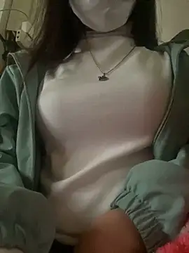 Snapshot of Tuongvy05 chatting on 13, 1, 2025 Tuongvy05 online show from 13, 1, 2025