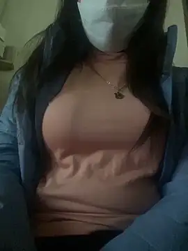 Snapshot of Tuongvy05 chatting on 15, 1, 2025 Tuongvy05 online show from 15, 1, 2025