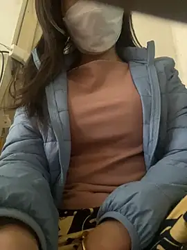 Snapshot of Tuongvy05 chatting on 25, 2, 2025 Tuongvy05 online show from 25, 2, 2025