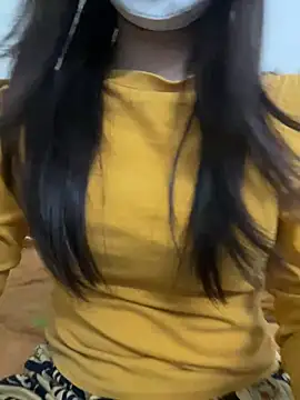 Snapshot of Tuongvy05 chatting on 20, 3, 2025 Tuongvy05 online show from 20, 3, 2025