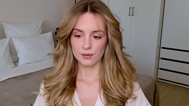 RozzitaBedberry online show from 1, 2, 2026