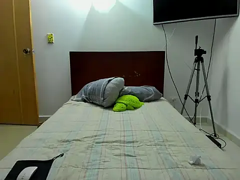 Snapshot of Chandler_ken chatting on 17, 11, 2025 Chandler ken online show from 17, 11, 2025