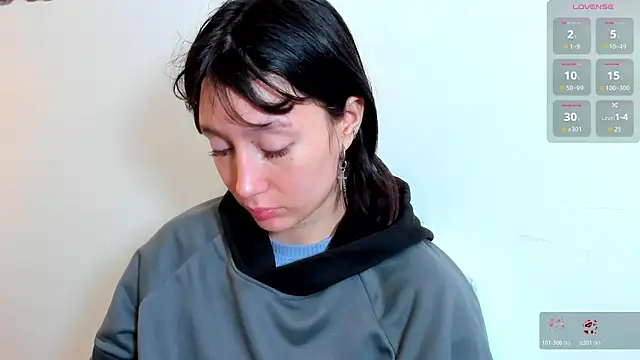 lizzy davis 1 online show from 6, 11, 2025