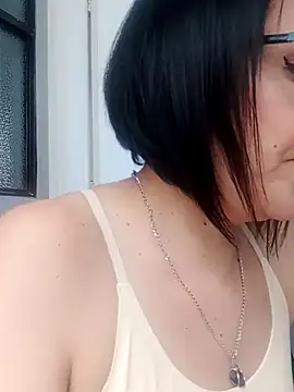 IsisBlake online show from 3, 3, 2025