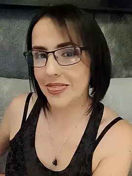 IsisBlake online show from 7, 3, 2025