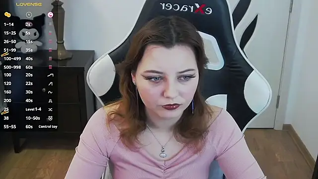 Snapshot of pretty_little_thing chatting on 17, 2, 2026 pretty little thing online show from 17, 2, 2026