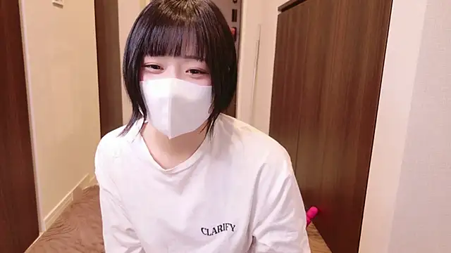 Mia--meow online show from 4, 12, 2024