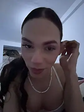 Carlita cute online show from 3, 4, 2026