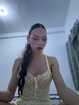 Carlita cute online show from 10, 4, 2026