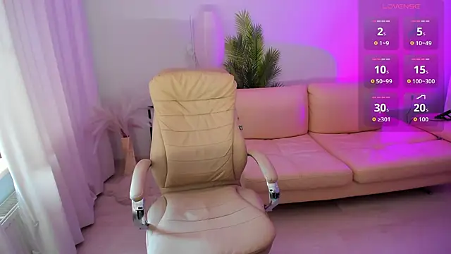 Daniela Kitty  online show from 18, 5, 2026