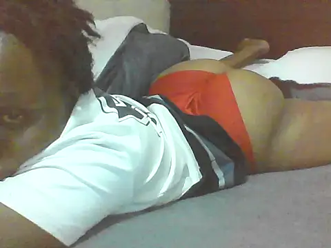 Snapshot of EBONYVANILLA02 chatting on 2, 6, 2026 EBONYVANILLA02 online show from 2, 6, 2026