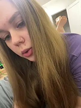 Marylallka5 online show from 3, 3, 2026