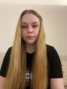 Snapshot of Marylallka5 chatting on 30, 6, 2026 Marylallka5 online show from 30, 6, 2026