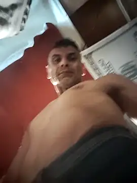 Snapshot of Gillygilly76 chatting on 3, 3, 2026 Gillygilly76 online show from 3, 3, 2026