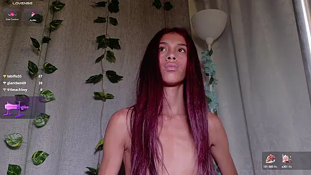 Snapshot of Iamkarlaa_doll chatting on 27, 1, 2025 Iamkarlaa doll online show from 27, 1, 2025