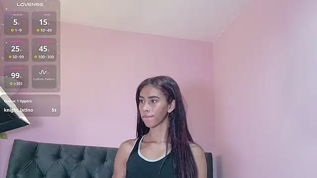 Snapshot of Iamkarlaa_doll chatting on 24, 2, 2025 Iamkarlaa doll online show from 24, 2, 2025