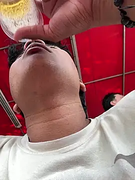 Snapshot of _Ottis_ chatting on 26, 2, 2026 Ottis online show from 26, 2, 2026