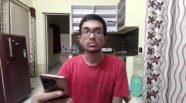 Snapshot of THE_NAKED_BOY chatting on 23, 2, 2025 THE NAKED BOY online show from 23, 2, 2025